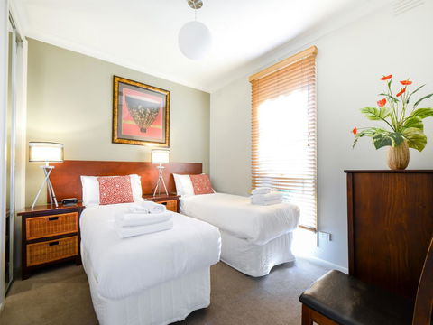 Boutique Stays Sandyside- Sandringham Villa Units - Darwin Holiday 3
