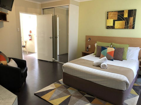 Ciloms Airport Lodge - Darwin Holiday 2