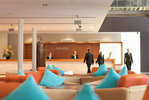 PARKROYAL Melbourne Airport - Darwin Holiday 8