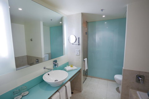 PARKROYAL Melbourne Airport - Darwin Holiday 21