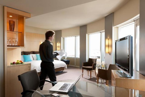 PARKROYAL Melbourne Airport - Darwin Holiday 43