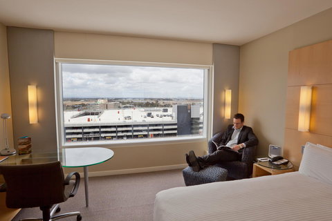 PARKROYAL Melbourne Airport - Darwin Holiday 17