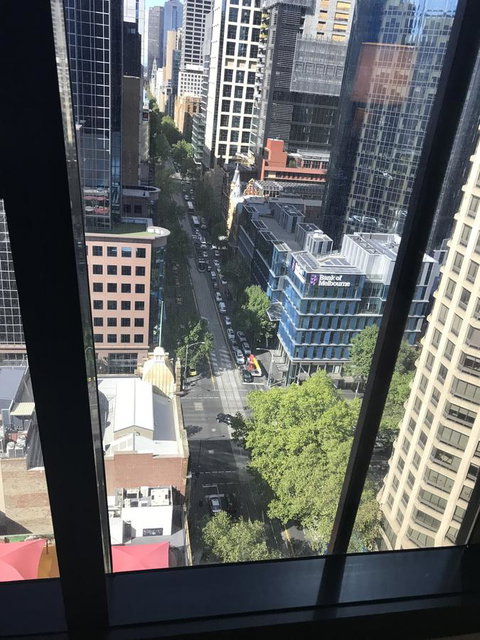 Winston Apartments - Darwin Holiday 24