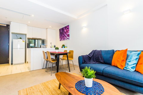 Stay Like Home - Darwin Holiday 24