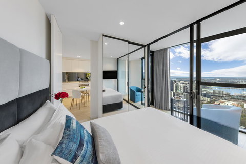 Imagine Lighthouse - Darwin Holiday 26