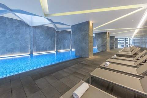 Imagine Lighthouse - Darwin Holiday 8