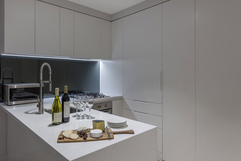 Imagine Lighthouse - Darwin Holiday 13