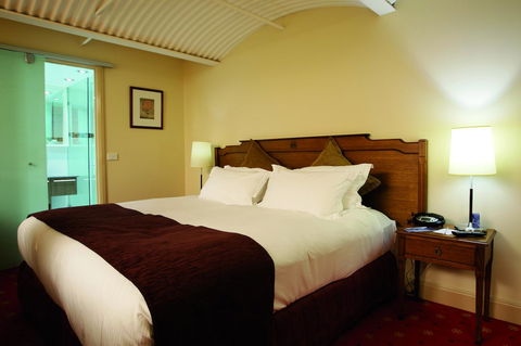 Grand Hotel Melbourne - Darwin Holiday 8
