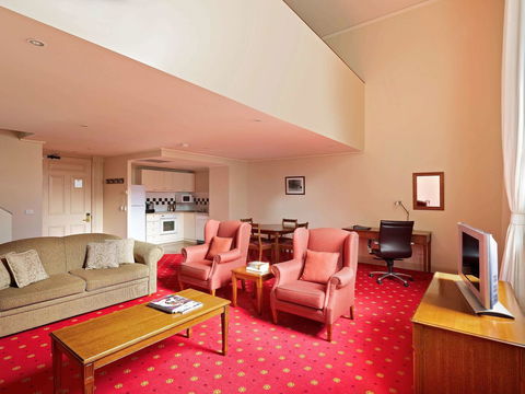 Grand Hotel Melbourne - Darwin Holiday 38