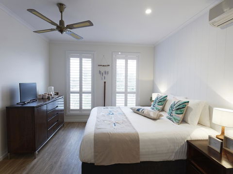 Sandymount - Darwin Holiday 19
