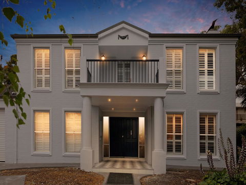 Sandymount - Darwin Holiday 21