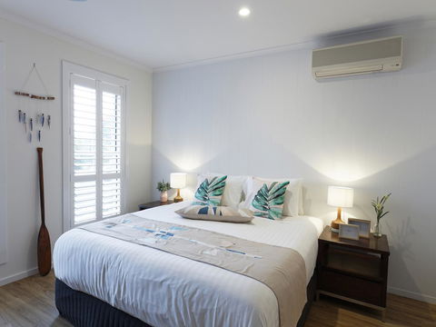 Sandymount - Darwin Holiday 20