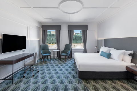The Savoy Hotel On Little Collins Melbourne - Darwin Holiday 12