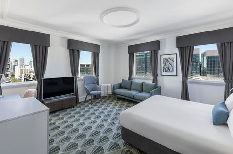 The Savoy Hotel On Little Collins Melbourne - Darwin Holiday 0