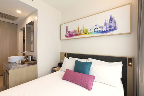 Ibis Melbourne Central - Darwin Holiday 5