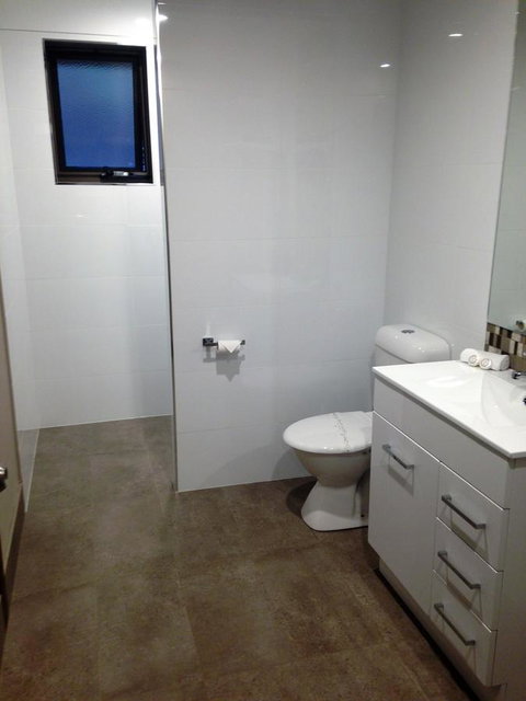 Snow View Holiday Units - Darwin Holiday 10