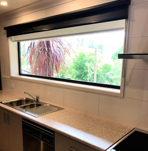 Snow View Holiday Units - Darwin Holiday 22