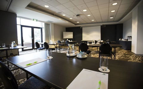 Holiday Inn Melbourne Airport, An IHG Hotel - Darwin Holiday 23