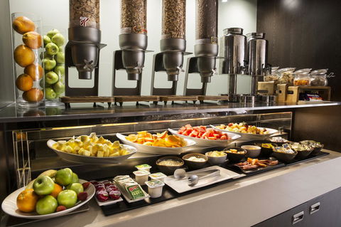 Holiday Inn Melbourne Airport, An IHG Hotel - Darwin Holiday 21