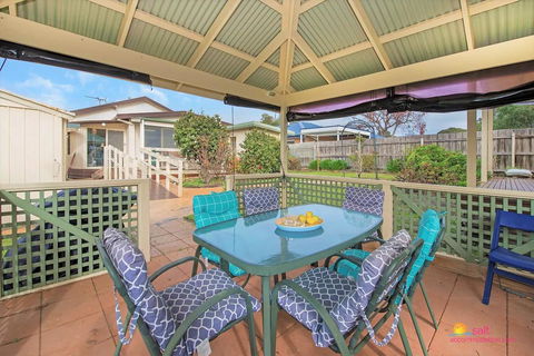 Nautique Beach House - Darwin Holiday 19
