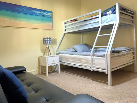 Nautique Beach House - Darwin Holiday 9