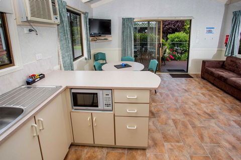 Discovery Parks - Warrnambool - Darwin Holiday 19