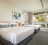 Nightcap at Seaford Hotel