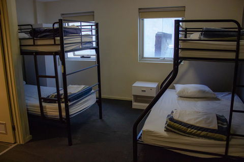 Nomads Melbourne Backpackers - Darwin Holiday 41
