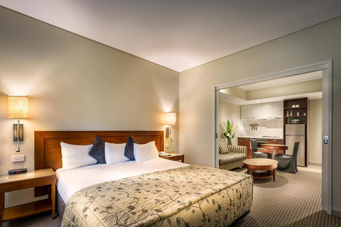 Batman\'s Hill On Collins - Darwin Holiday 9