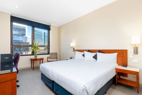 Batman\'s Hill On Collins - Darwin Holiday 11