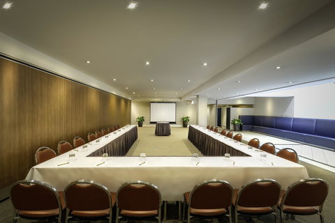 Batman\'s Hill On Collins - Darwin Holiday 31