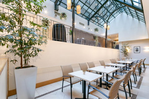 Batman\'s Hill On Collins - Darwin Holiday 20