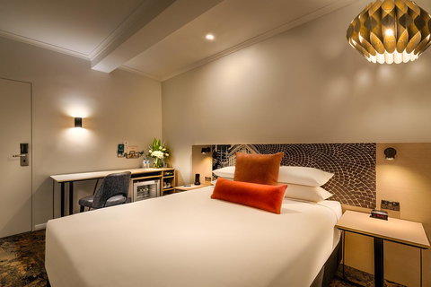 Batman\'s Hill On Collins - Darwin Holiday 24