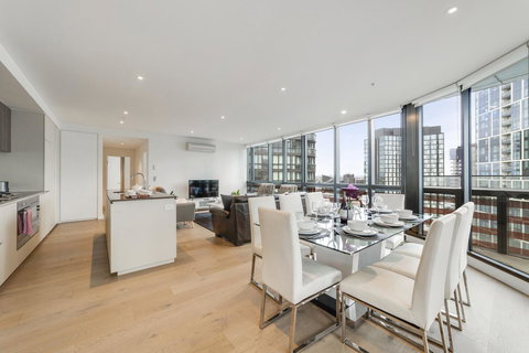 Best Views On Collins - Darwin Holiday 2