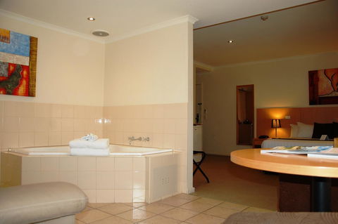 Mercure Hotel Mildura - Darwin Holiday 24