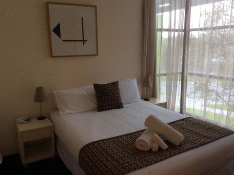 Phillip Island Apartments - Darwin Holiday 24