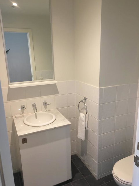 Geelong Waterfront Penthouse Apartment - Darwin Holiday 14