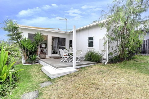 Dromana Holiday Beach House - Darwin Holiday 14