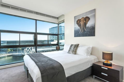 Waterfront Melbourne Apartments - Darwin Holiday 7