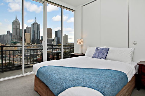 Southbank Apartments 28 Southgate - Darwin Holiday 7