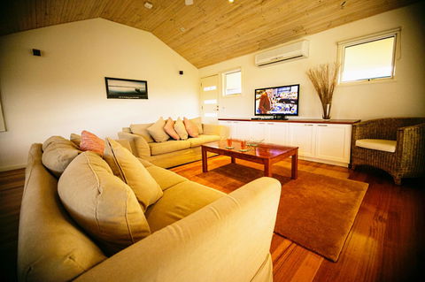 Rayville Boat Houses - Darwin Holiday 7