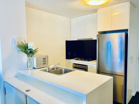 Luxury Apartments With View - Darwin Holiday 8