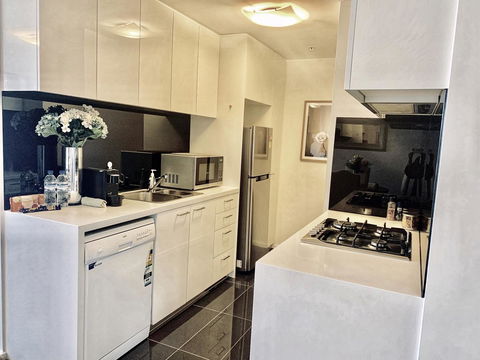 Luxury Apartments With View - Darwin Holiday 7