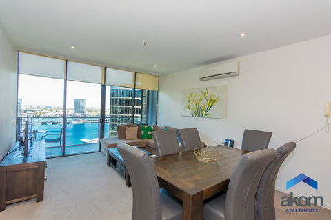 AKOM AT Docklands - Darwin Holiday 5