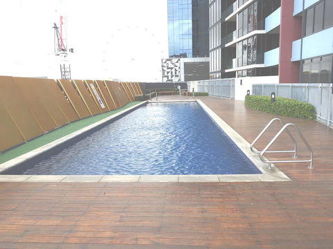 AKOM AT Docklands - Darwin Holiday 34