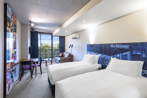 The Jazz Corner Hotel Melbourne - Darwin Holiday 22