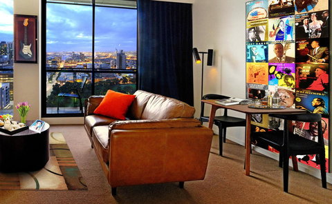 The Jazz Corner Hotel Melbourne - Darwin Holiday 2