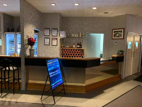 Mountain Creek Motel Bar & Restaurant - Darwin Holiday 16