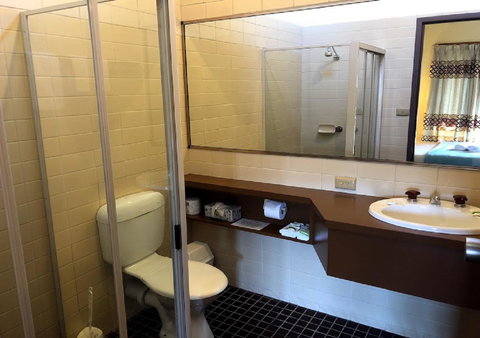 Mountain Creek Motel Bar & Restaurant - Darwin Holiday 9