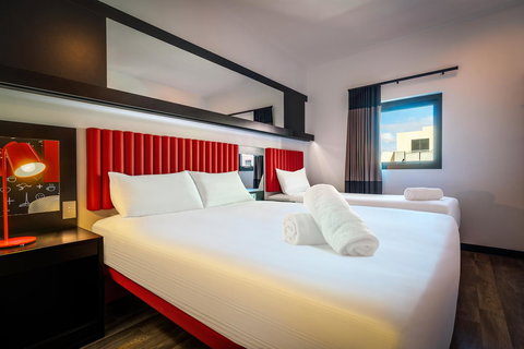 Essence Hotel Carlton - Darwin Holiday 15